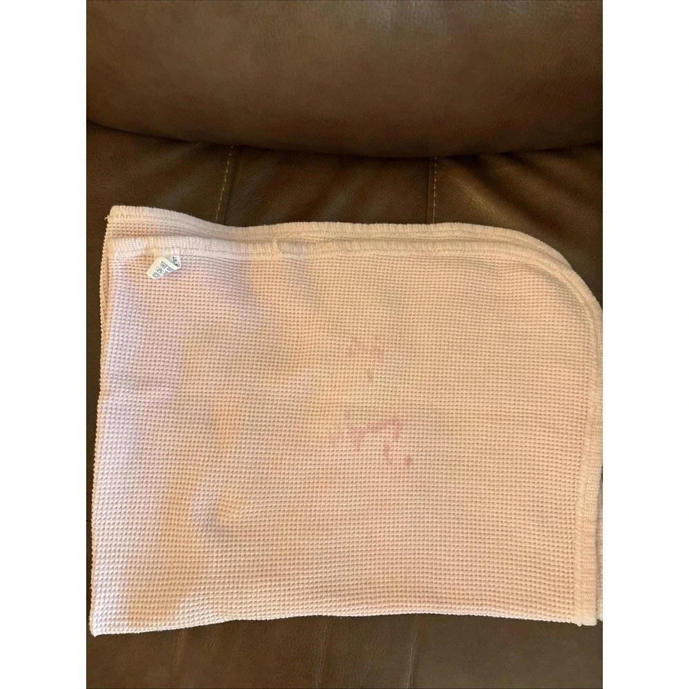 Vintage‎ Baby Morgan Thermal Waffle Weave Size 32 X 24 Flaw